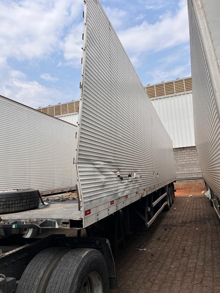 Serviço de Solda em Baús de Caminhão
